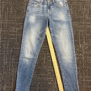 Sneak Peek Medium Wash Skinny Jeans Size 1 W25